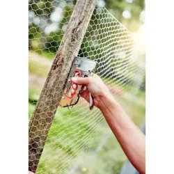106607