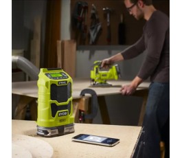 RYOBI KOMPAKTOWY RADIOODBIORNIK R18R-0 Z TECHNOLOGIĄ BLUETOOTH 18V 5133002455